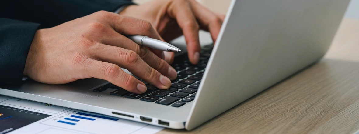 Najlepszy laptop do 3000 zł – ranking 2025