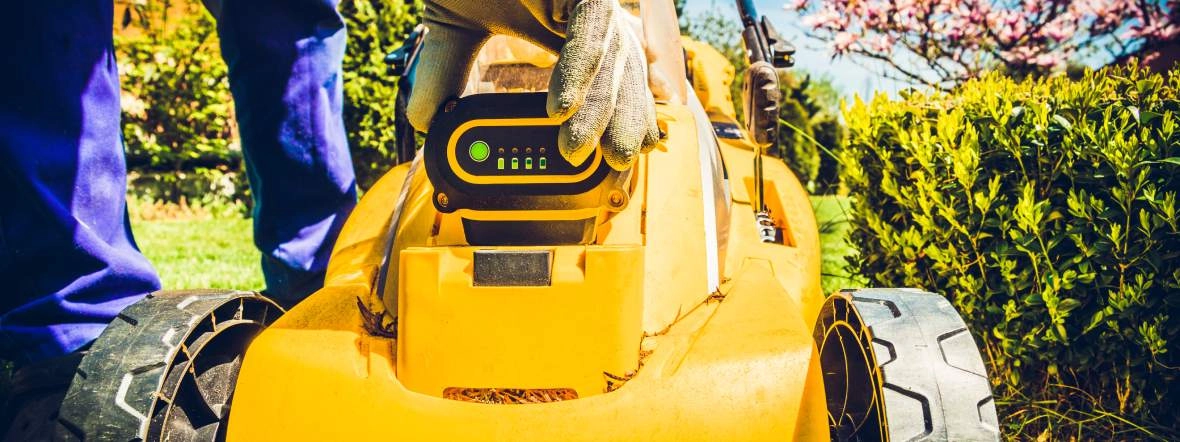 Ranking kosiarek akumulatorowych 2025. Najlepsze kosiarki akumulatorowe