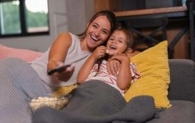 Jaki telewizor 43 cale wybrać? Ranking najlepszych modeli