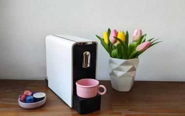 Test Raven EEK002CB &ndash; ekspresu kapsułkowego, kt&oacute;ry zmieści się w każdej kuchni