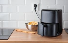 Czy warto kupić air fryer? Opinie, zalety i wady
