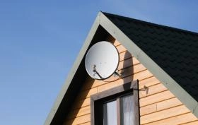 Darmowa telewizja naziemna – jak odbierać kanały TV?