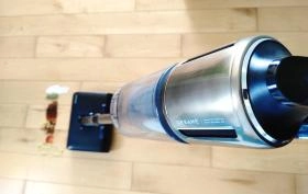 Test odkurzacza pionowego Dreame Z30 AquaCycle Pro &ndash; aktywne mopowanie, samoczyszczenie wałka i więcej przydatnych funkcji