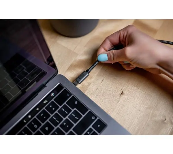 Newell NL3586 USB-C - USB-C 3.2 Gen 2 2m Czarny