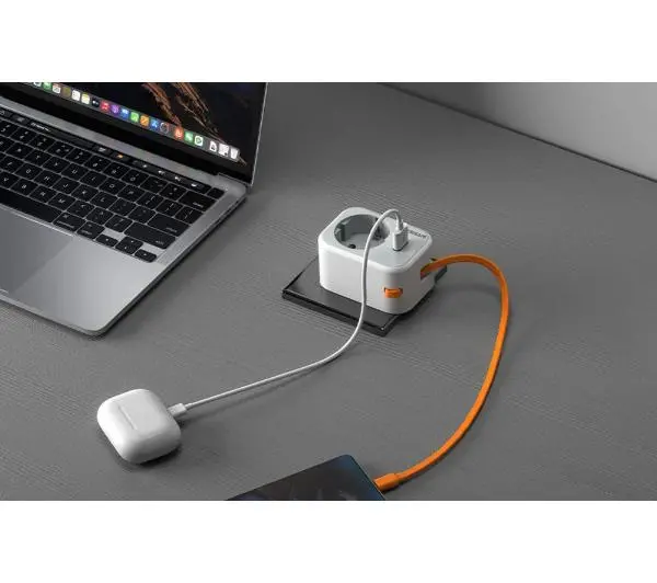 Tessan TS-332-DE 1 gniazdo USB-A Biało-szary
