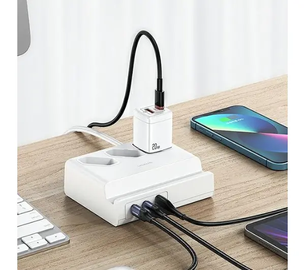 USAMS CC160TC01 3 gniazda 2xUSB-C USB-A 65W 2m Biały