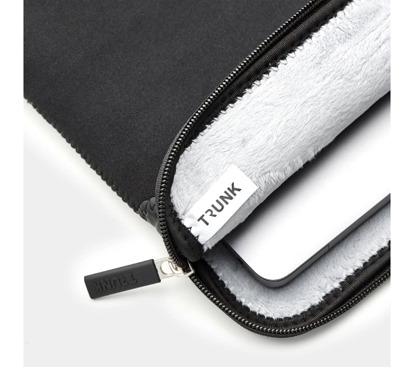 Trunk Neoprene Sleeve MacBook Pro 16" Czarny