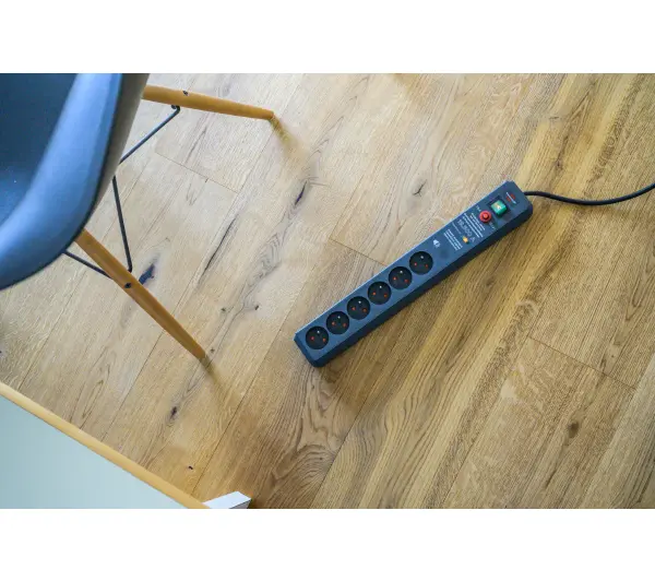 Brennenstuhl Secure-Tec 144106 6 gniazd 3m Antracyt