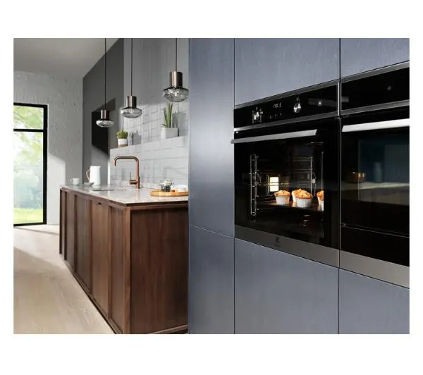 Electrolux 600 SteamBake EOD6P77WX Termoobieg Termosonda Zdalne sterowanie Srebrno-czarny - Kup na Raty - RRSO 0%