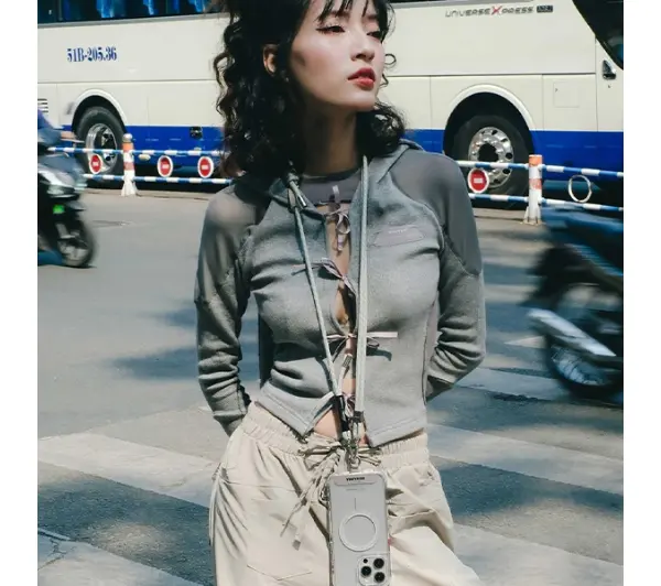 Skinarma Dyno Uniwersalna Granatowy