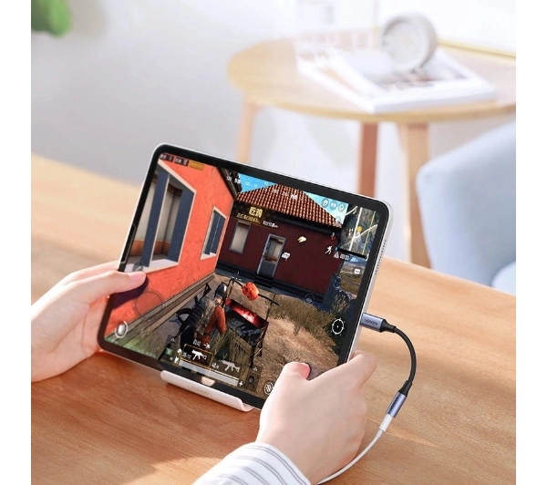 UGREEN AV161 do słuchawek USB-C / mini jack 3,5 mm 10 cm Szary
