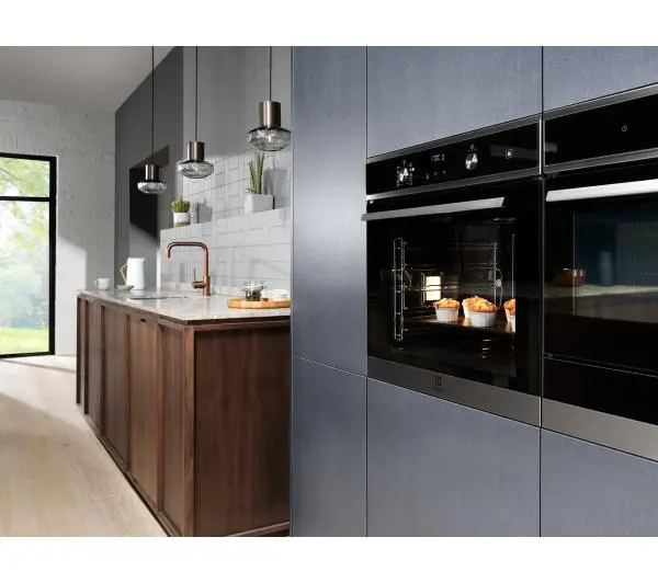 Electrolux 600 SteamBake EOD3C70TK Termoobieg Czarny - Kup na Raty - RRSO 0%