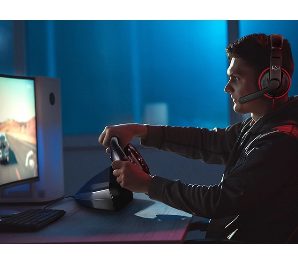 Sven GC-W300 z pedałami do PC Force Feedback
