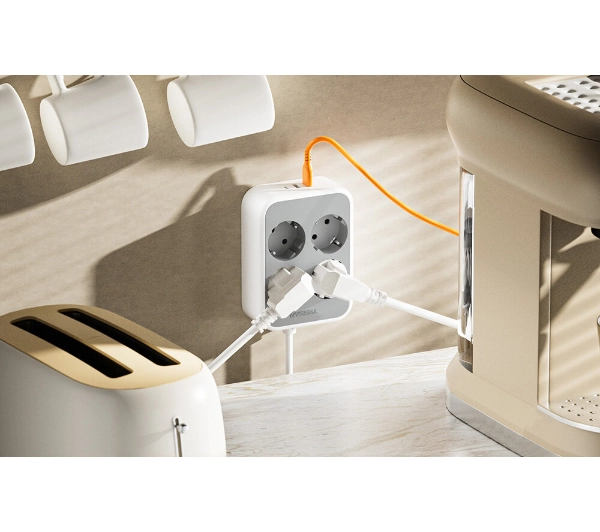 Tessan TS-PS01DE00 4 gniazda  2x USB-A 1x USB-C Biały