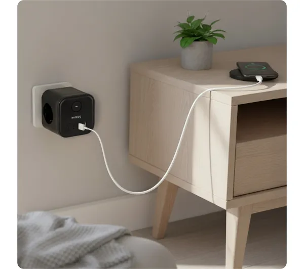 Huslog HUS1050 POWERCUBE 3 gniazda Czarny