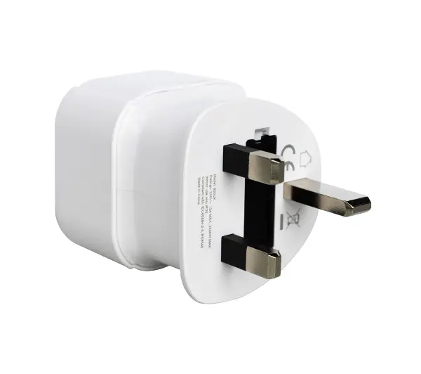 Savio AP-04 gniazdo EU - wtyk UK