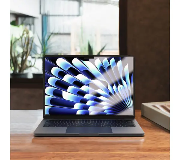 Belkin na Macbook Pro 16" M1-3