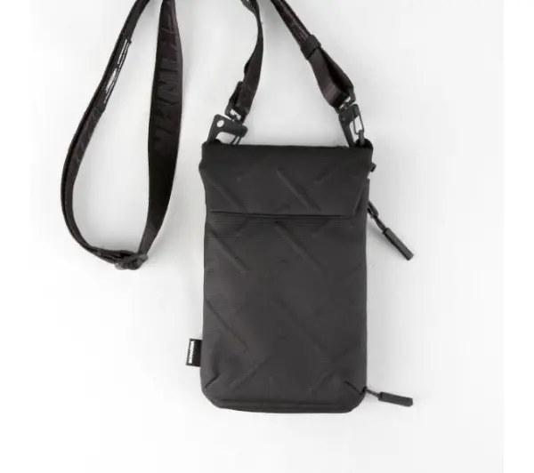 Skinarma Juno Czarny