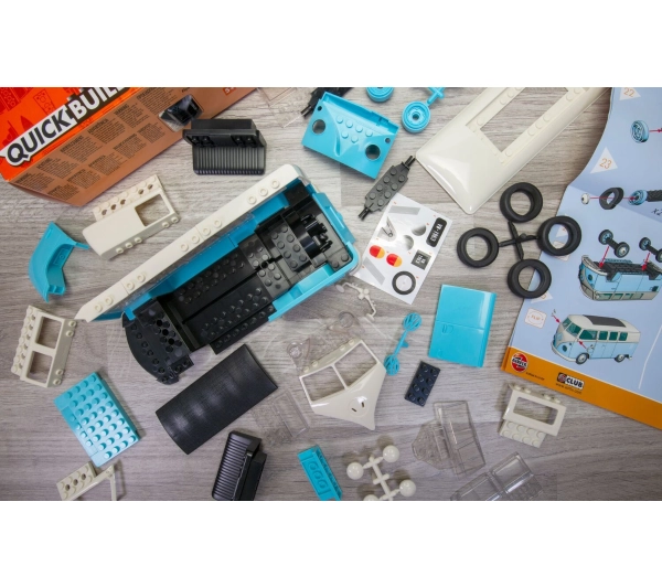 Airfix J6024 Quickbuild VW Camper Van Blue