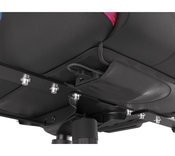 Genesis Trit 600 RGB Gamingowy do 150kg Skóra ECO Tkanina Czarny - Kup na Raty - RRSO 0%