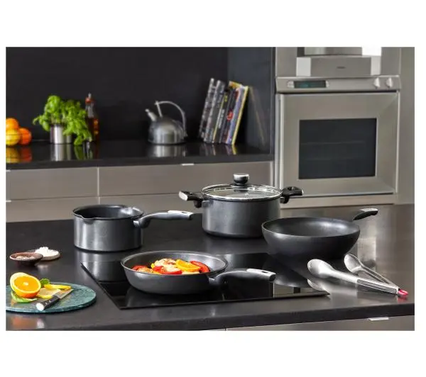 Tefal Unlimited Indukcja Tytanowa 24cm