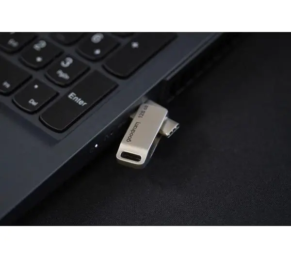 GoodRam ODA3 64GB USB 3.2 Typ C / USB 3.2 Srebrny