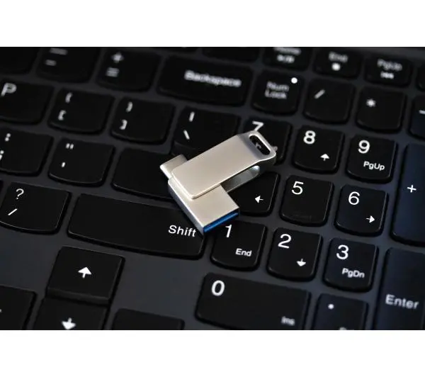 GoodRam ODA3 64GB USB 3.2 Typ C / USB 3.2 Srebrny