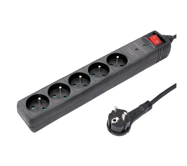 Hama P2223771 5 gniazd 1,5m Czarny