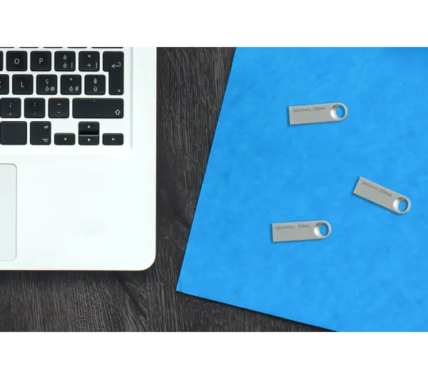 GoodRam UNO3 64GB USB 3.2 Srebrny