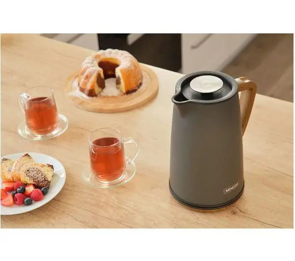 Sencor SWK 2727MB 1,7l 2200W