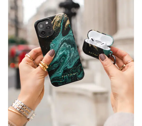 Burga Case Emerald Pool do iPhone 15 Pro