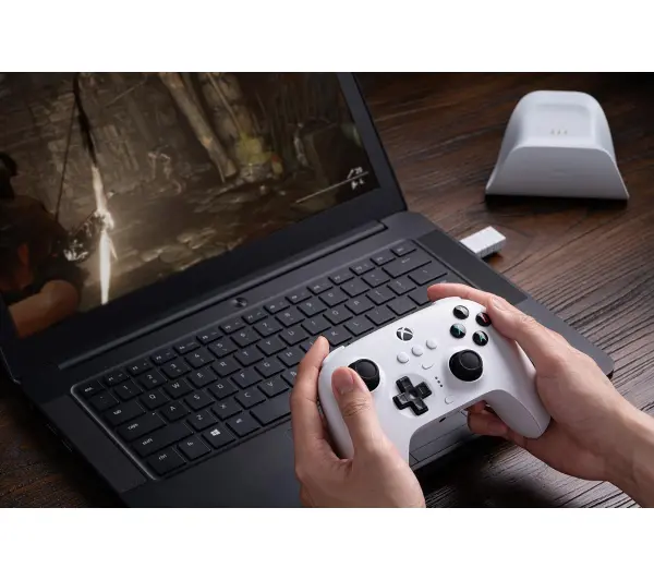 8BitDo Ultimate 3-mode Controller do PC, Xbox, Android Bezprzewodowy Biały