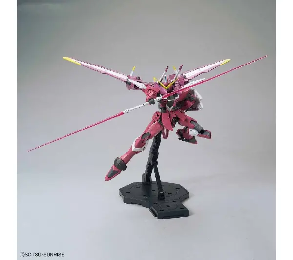 Bandai MG 1/100 JUSTICE GUNDAM