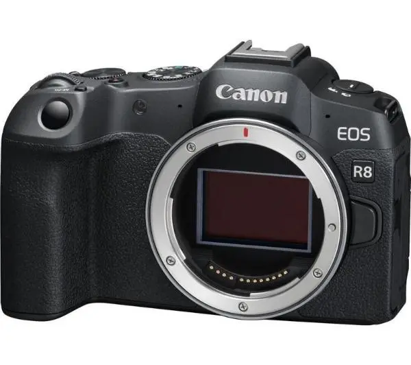 Canon EOS R8 + RF 28-70mm f/2,8 IS STM - Kup na Raty - RRSO 0%