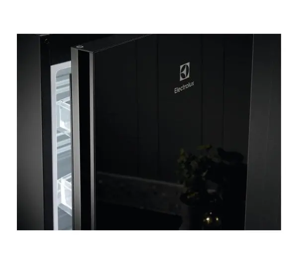 Electrolux 800 LNT7ME36K2 Inteligentny No Frost 201cm Szuflada z kontrolą wilgotności Czarny - DRUGI -30%, ALBO 5-TY ZA 1ZŁ - Kup na Raty - RRSO 0%