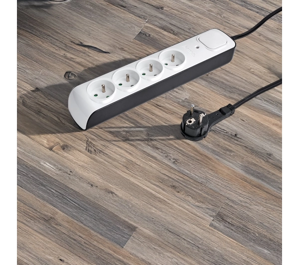 Hama P2223762 Premium 4 gniazda 3m Biały