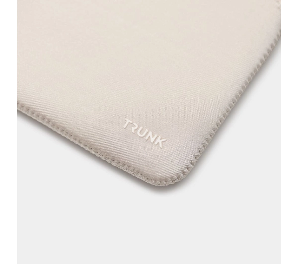 Trunk Neoprene Sleeve MacBook Air 15" Beżowy