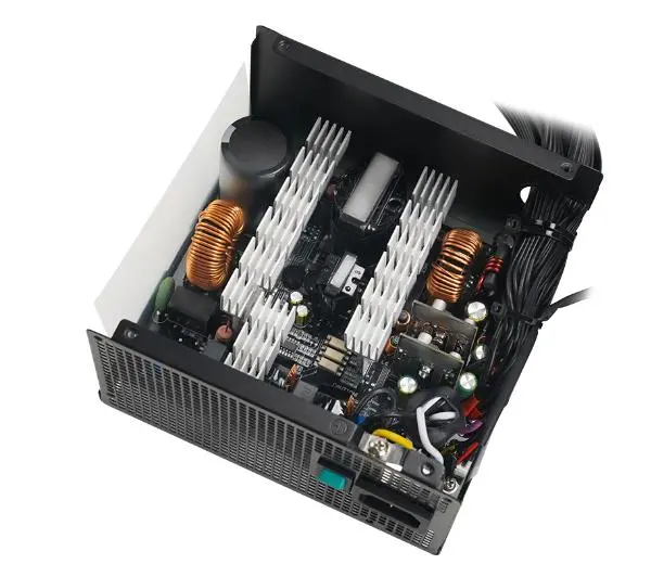 DeepCool PL650D 650W 80+ Bronze Czarny