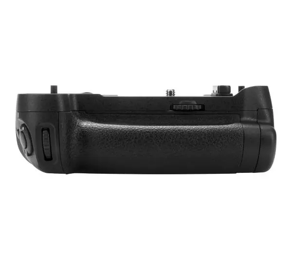 Uchwyt NEWELL Battery Pack MB-D17 do Nikon D500