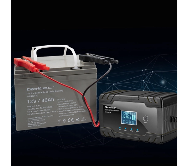 Qoltec 52490 Inteligentna mikroprocesorowa 12V 8A / 24V 4A  Prostownik z funkcją naprawy do akumulatora AGM GEL