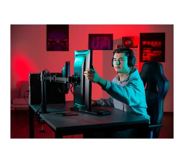 Hama 118494 na 2 ekrany od 13" do 35" Max 15kg - Kup na Raty - RRSO 0%