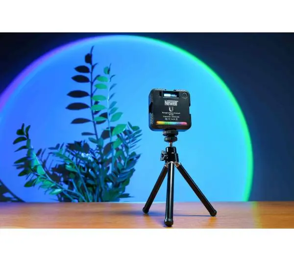 Newell LED RGB-W Rangha Nano Sunset