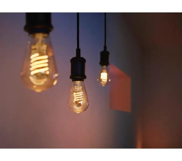 Philips Hue White Filament ST64 E27 Edison 1 szt.