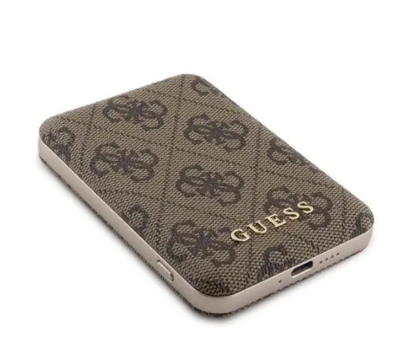 Guess Zestaw do iPhone 15 Pro + Powerbank 5000mAh MagSafe 4G Metal Logo Brązowy - Kup na Raty - RRSO 0%