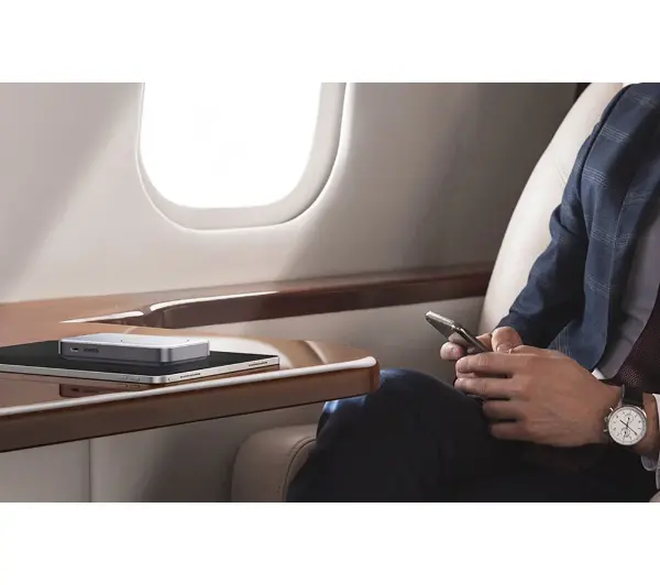 UGREEN PB206 10000mAh 20W z funkcją podstawki