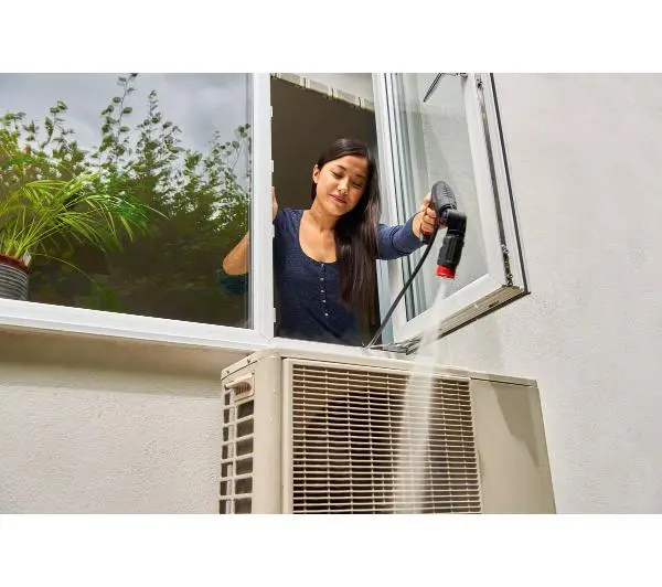 Bosch EasyAquatak 100 270l/h 3m