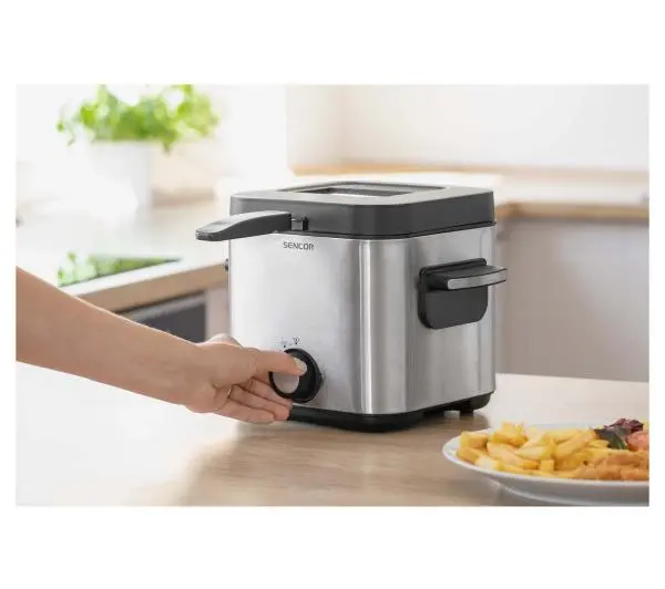 Sencor SFR 6200SS 900W 1,5l