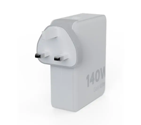 Xtorm GaN Ultra 140W + kabel USB-C PD Biały - Kup na Raty - RRSO 0%