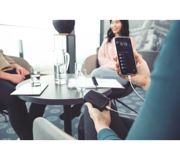 GoGEN PB100009B 10000mAh 10W Czarny