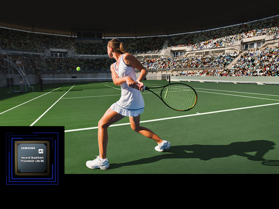 Женщина играет в теннис перед большой толпой.  Процессор 8K Lite показан в левом нижнем углу.